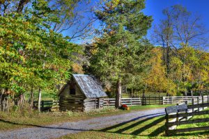 Charlottesville Farms for Sale with Cabins